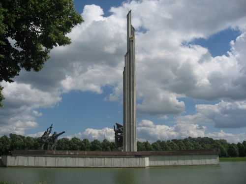Латвия. Памятник Освободителям Риги. Фото: Dezidor</p>wikimedia.org